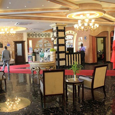 Boulevard Palace Hotel Monrovia Ngoại thất bức ảnh
