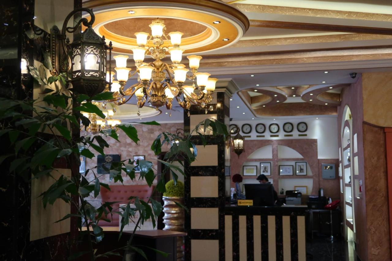 Boulevard Palace Hotel Monrovia Ngoại thất bức ảnh