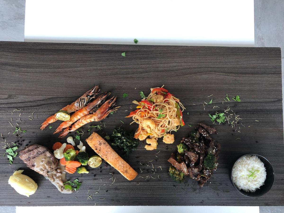 Boulevard Palace Hotel Monrovia Ngoại thất bức ảnh