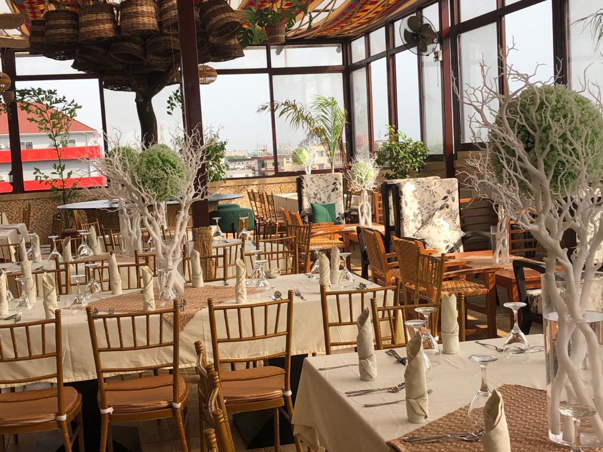 Boulevard Palace Hotel Monrovia Ngoại thất bức ảnh