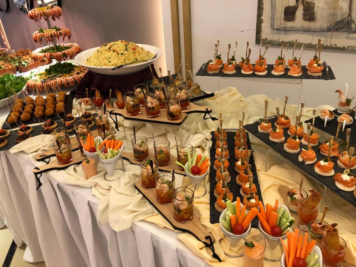 Boulevard Palace Hotel Monrovia Ngoại thất bức ảnh