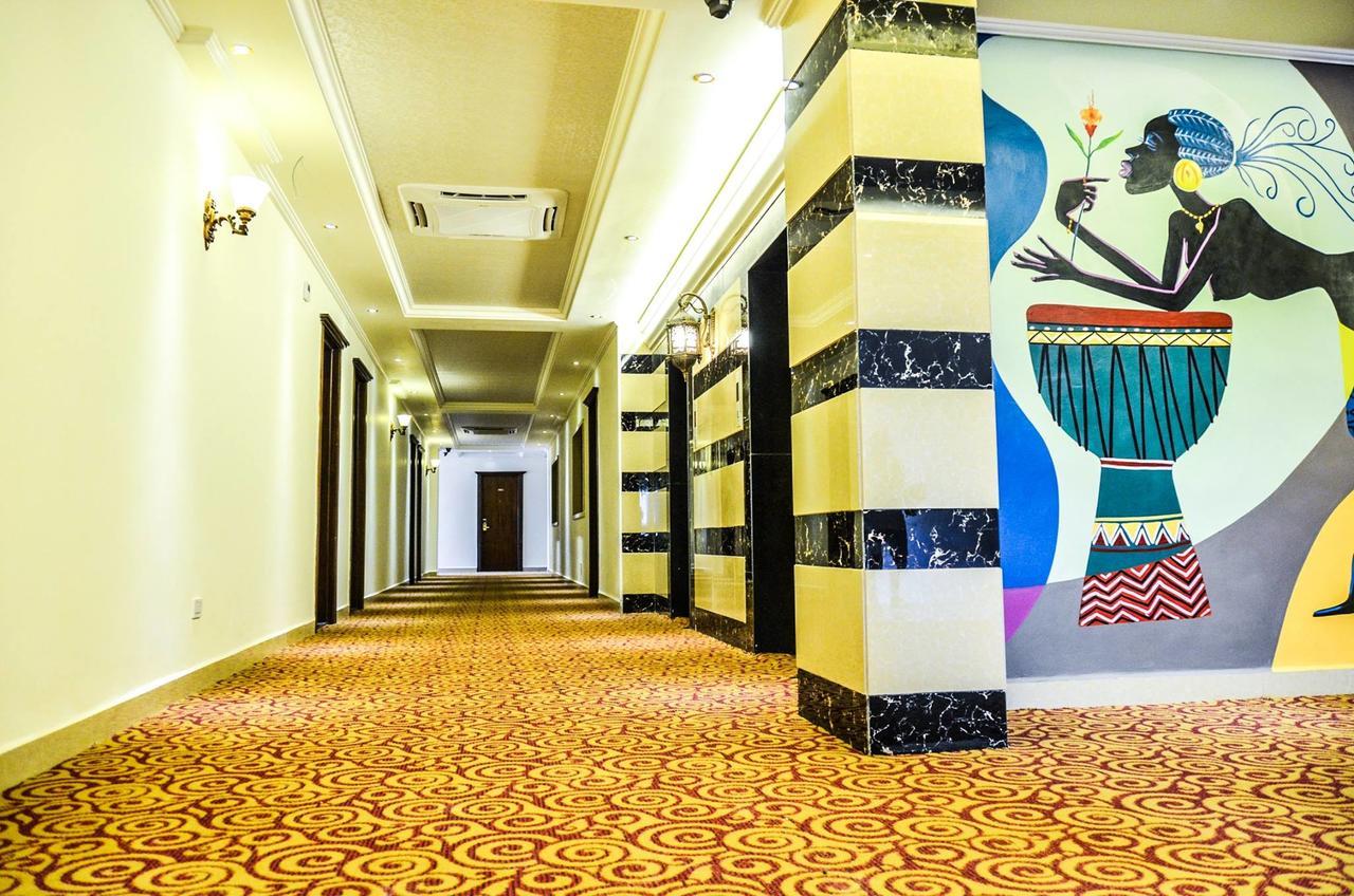 Boulevard Palace Hotel Monrovia Ngoại thất bức ảnh